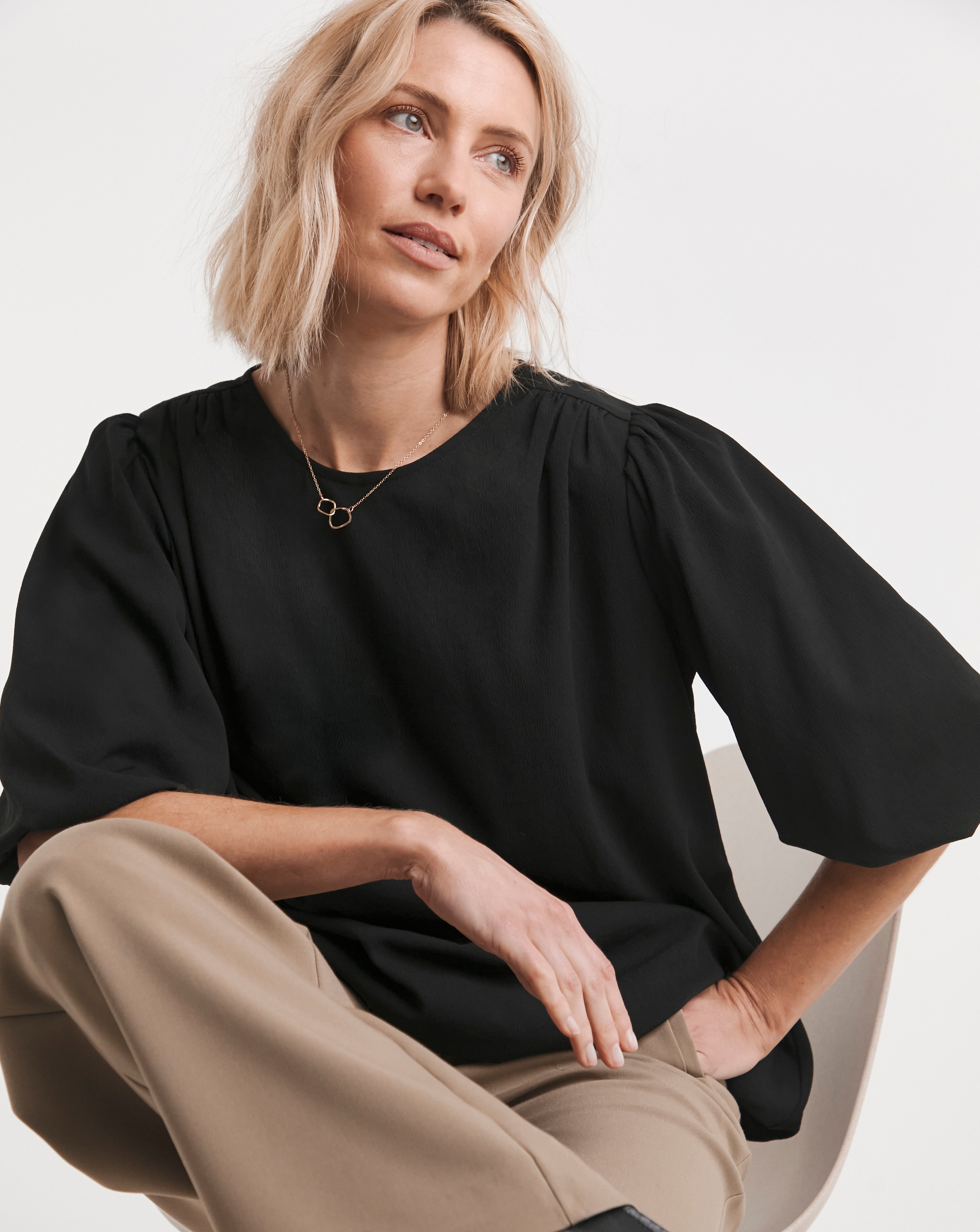 Short Puff Sleeve Top