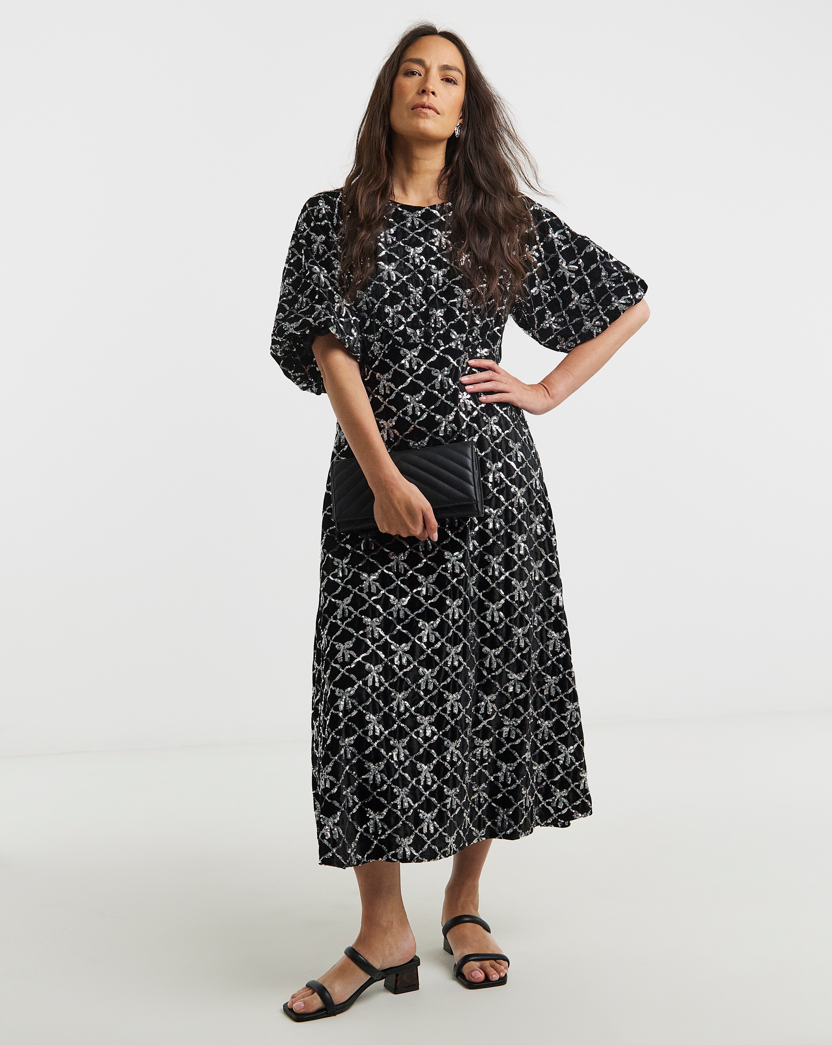 New In - Sequin Bow Velvet Dress