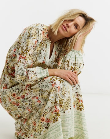 Border Print Spun Dress