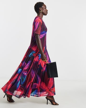 V Neck Drop Waist Pleated Dress