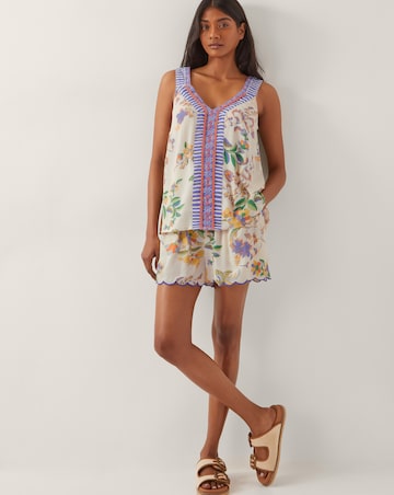 Monsoon Kaia Scallop Floral Shorts