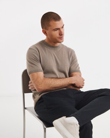 Knitted Crew Neck T-Shirt