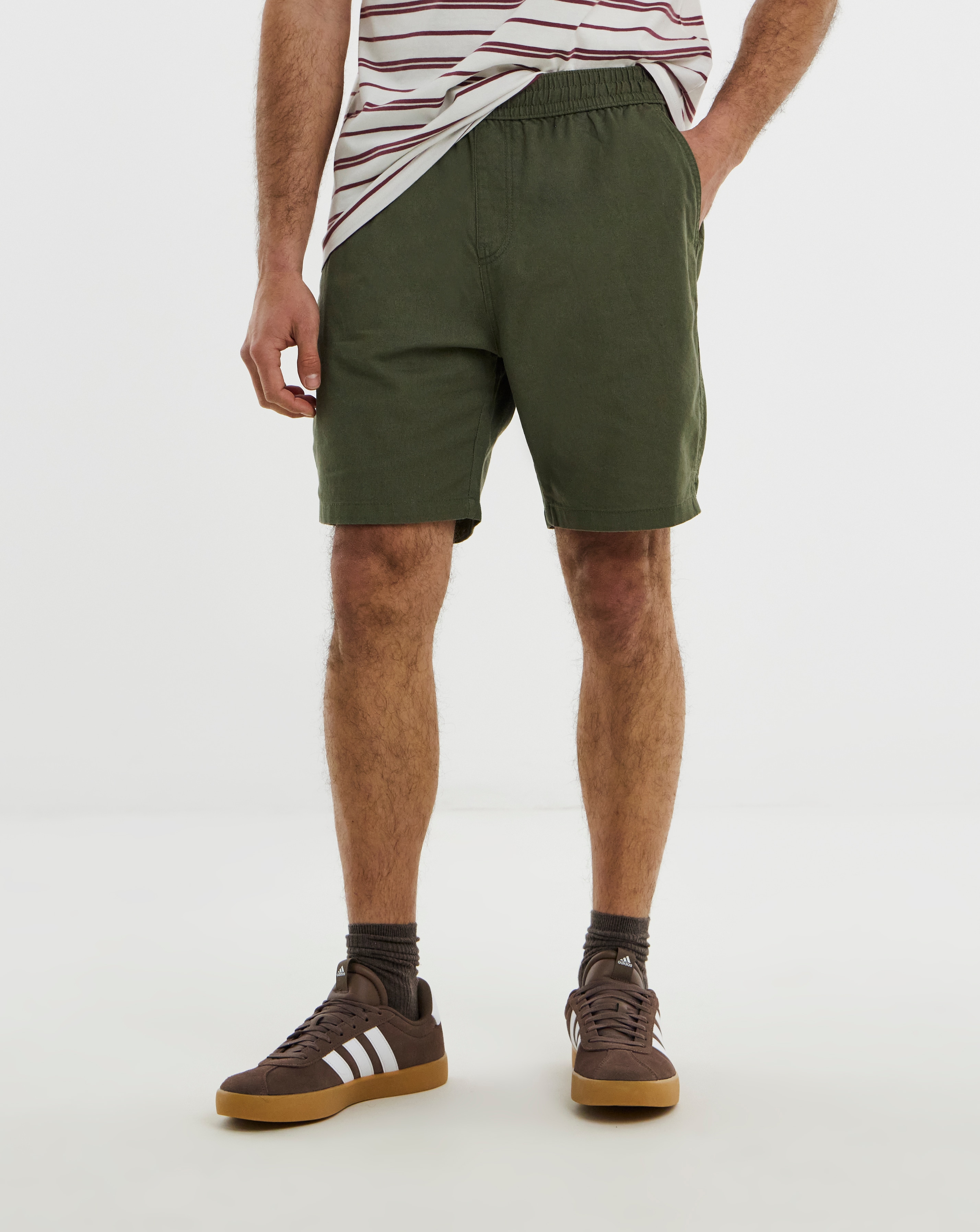 Linen Blend Elasticated Short