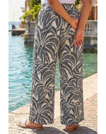 Roman Curve Textured Wide Leg Trousers