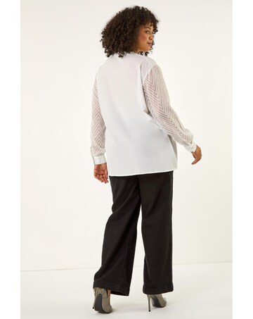 Roman Curve V-Neck Button Up Blouse