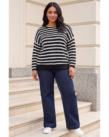 Roman Curve Crochet Stripe Knit