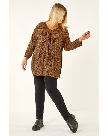 Roman Curve Spot Print V-Neck Tunic Top