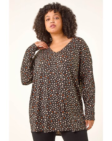 Roman Curve Spotted V-Neck Stretch Top