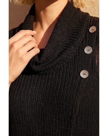 Roman Snit Textured Buttoned Top