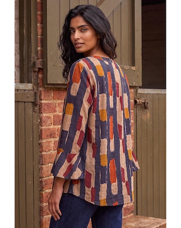 Roman Abstract Print Buttoned Blouse