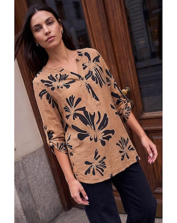 Roman Floral V-Neck Top