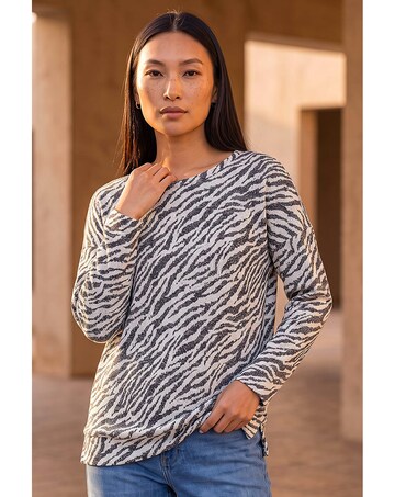 Roman Animal Print Banded Hem Top