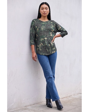 Roman Textured Printed Stretch Top