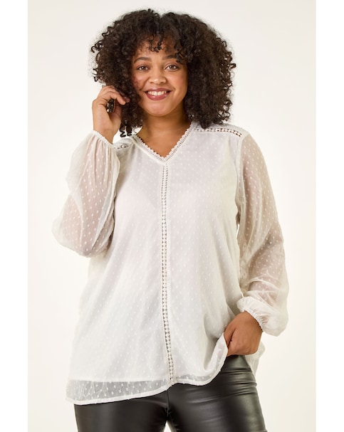 Roman Curve Textured V-Neck Top