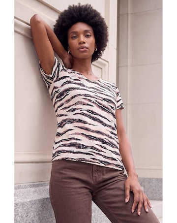 Roman Animal Embellished V-Neck Knit Top