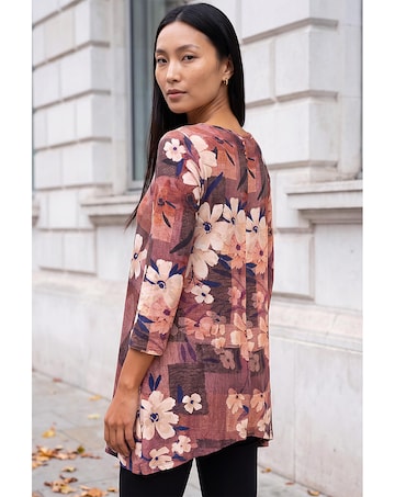 Roman Floral Print Hanky Hem Stretch Top
