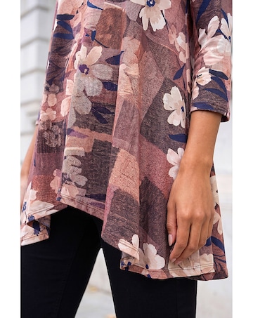 Roman Floral Print Hanky Hem Stretch Top