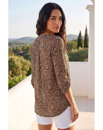 Roman Animal Print Stretch Blouse