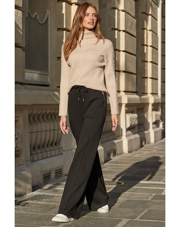 Sosandar Super Soft Wide Leg Trouser