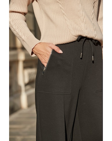 Sosandar Super Soft Wide Leg Trouser