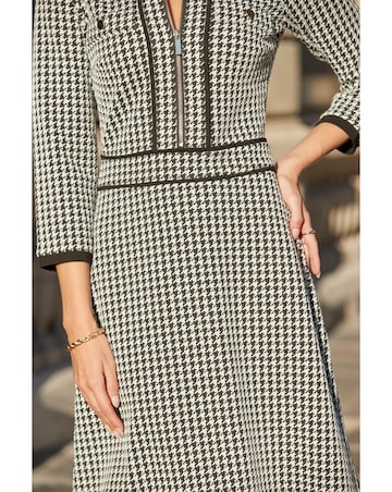 Sosander Contrast Tipped Dogtooth Dress