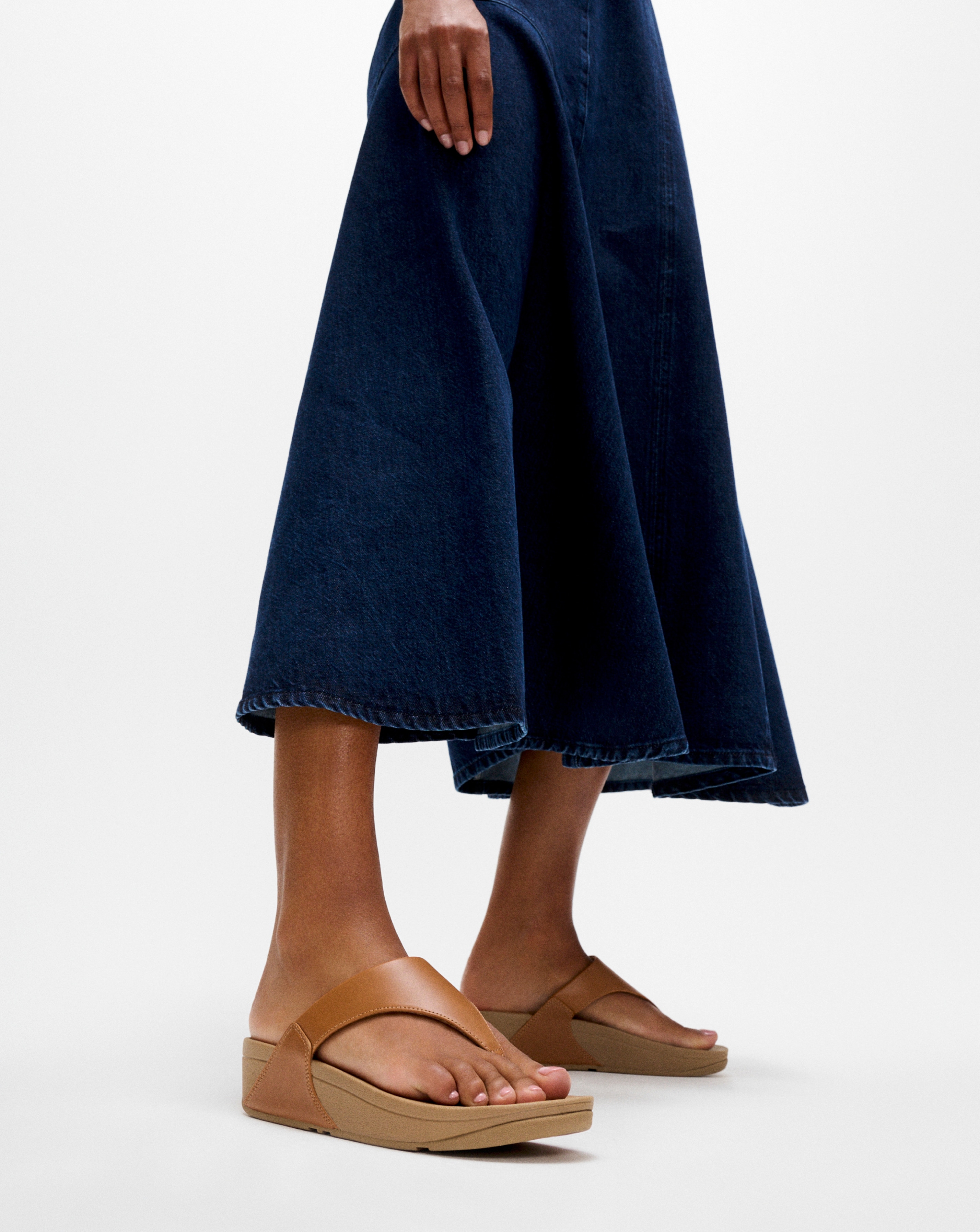 Fit Flop Lulu Toe Post Leather