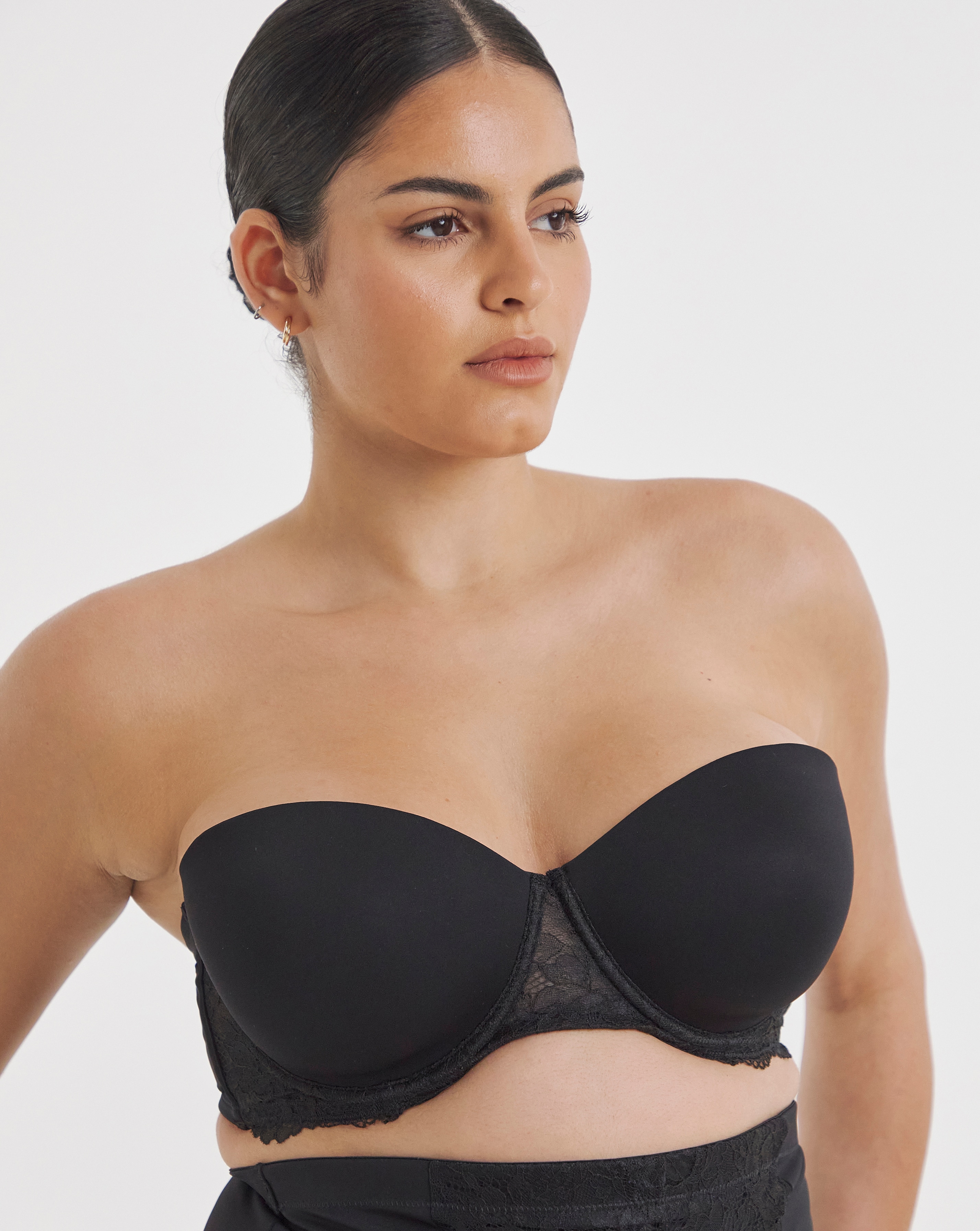 New In - Ella Moulded Multiway Bra Black