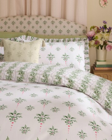 Cath Kidston Cath Crest Floral Duvet Cover Set