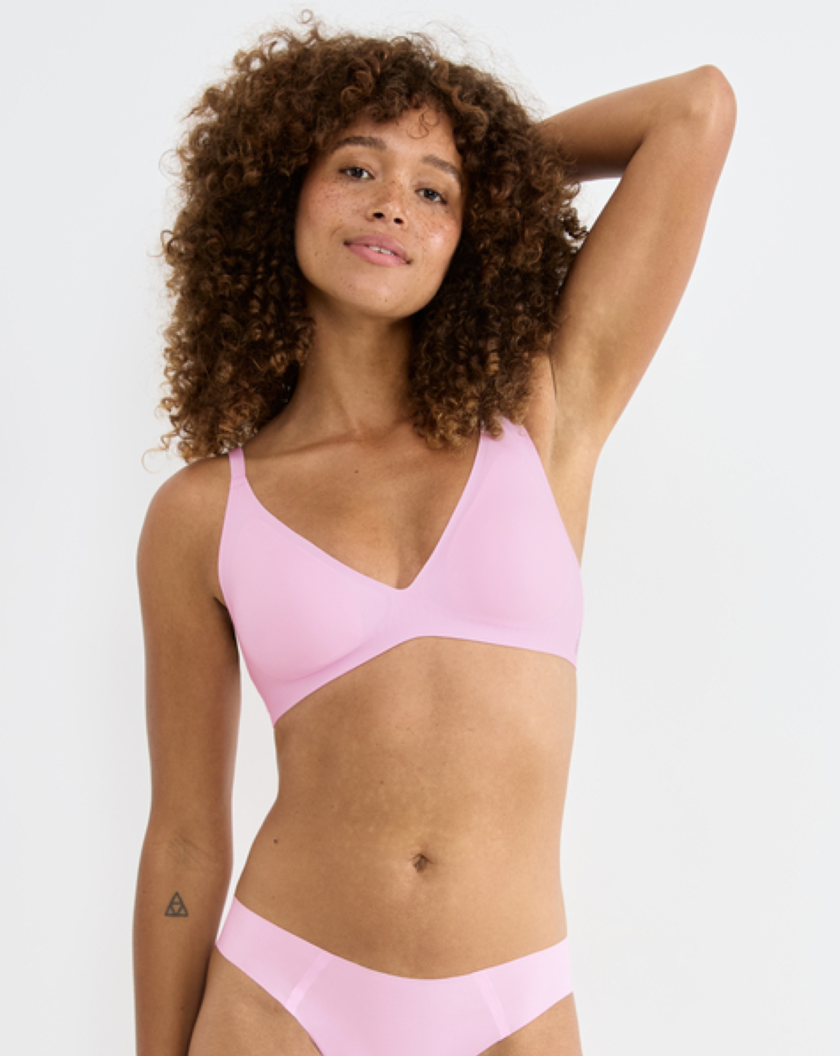 New In - Sloggi Zero Feel Up Plunge Bra