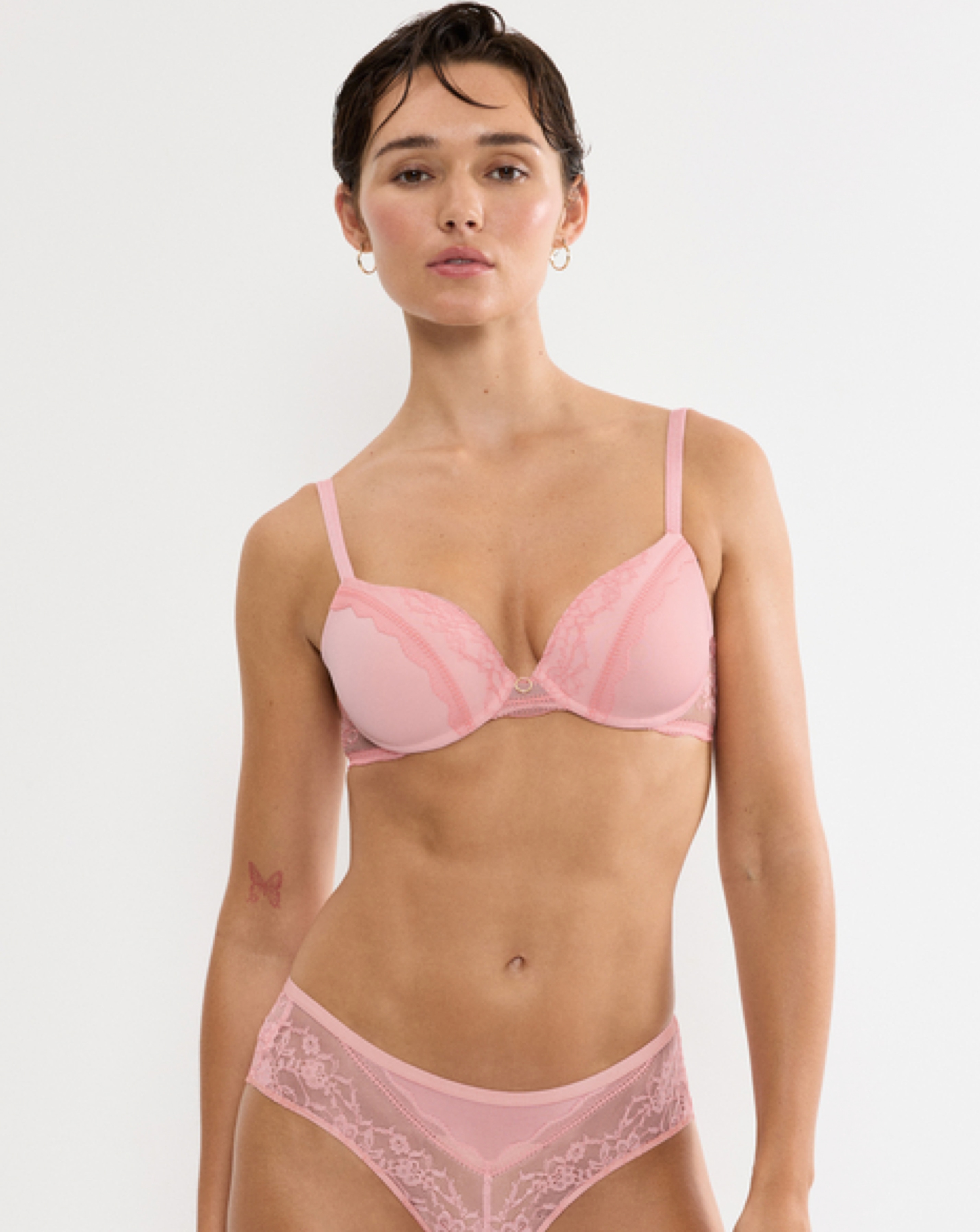 New In - Triumph Comfort Allure Plunge Bra