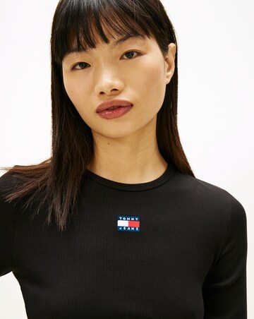 Tommy Jeans Slim Badge Tee