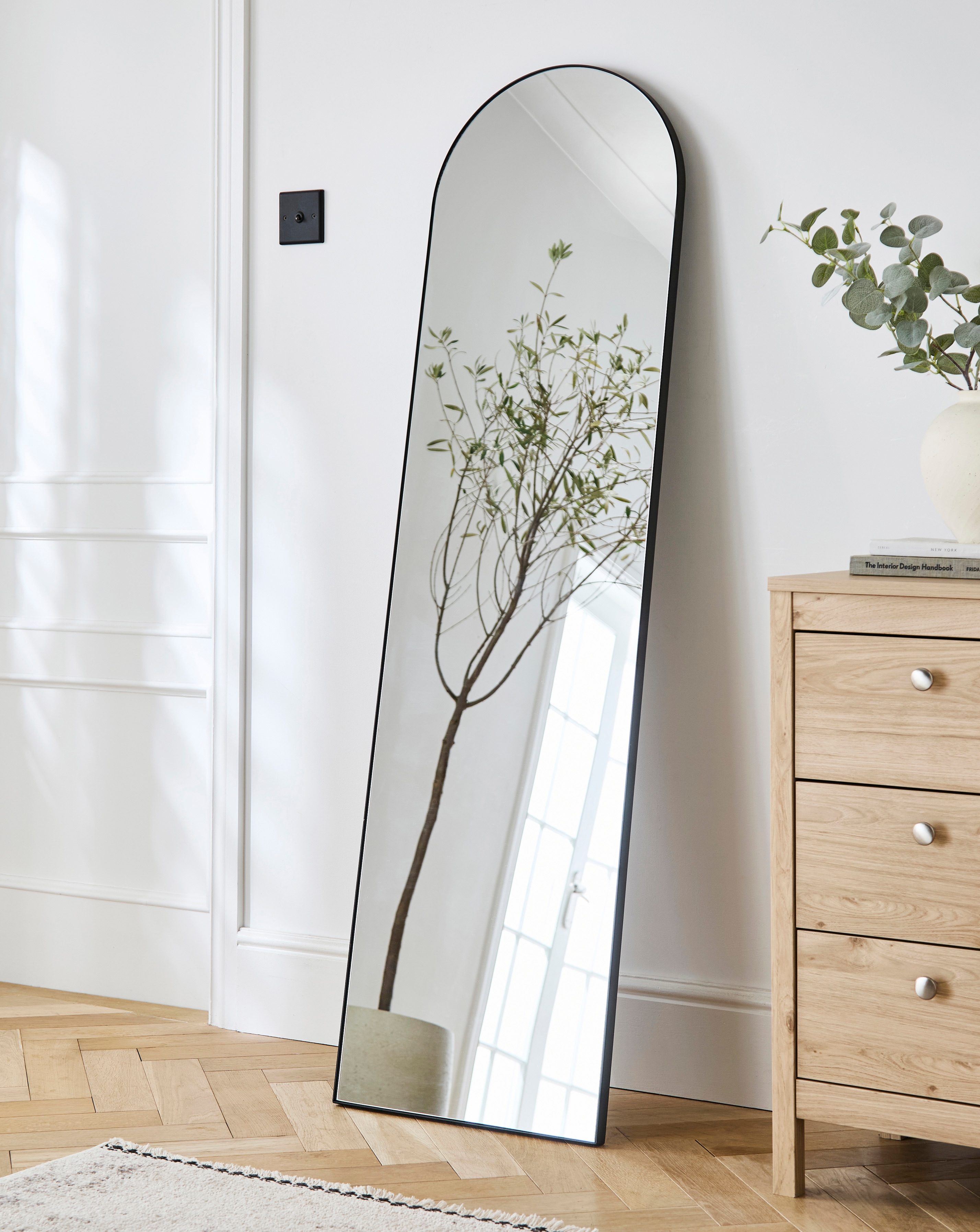 Black Slim Arched Leaner Mirror