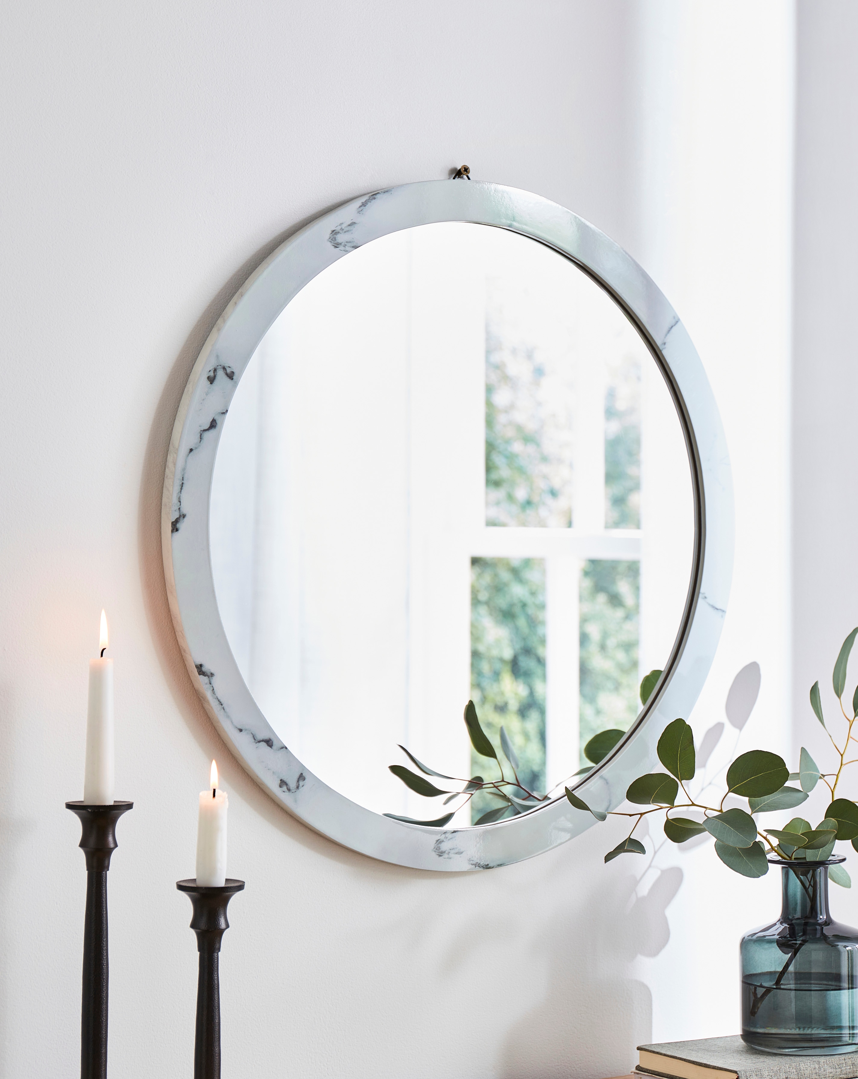 New In - Marble Round Wall Mirror