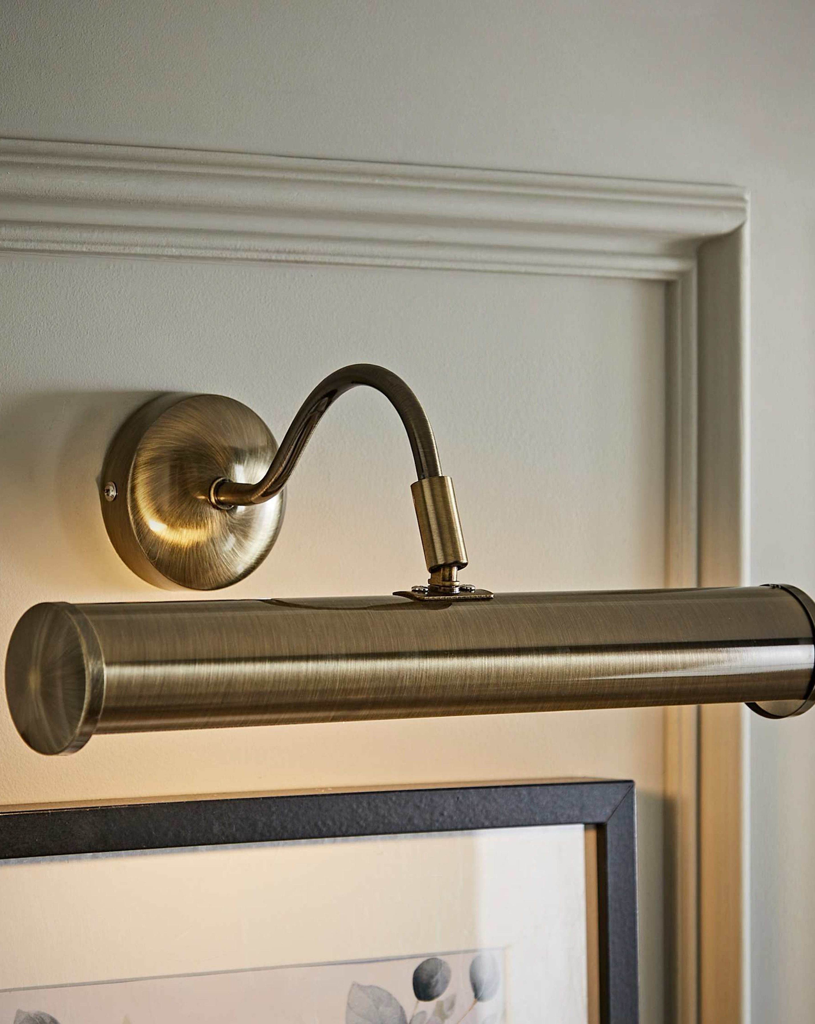 Gemini Brass Twin Picture Light