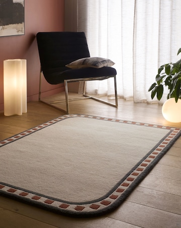 Borderline Carved Rug