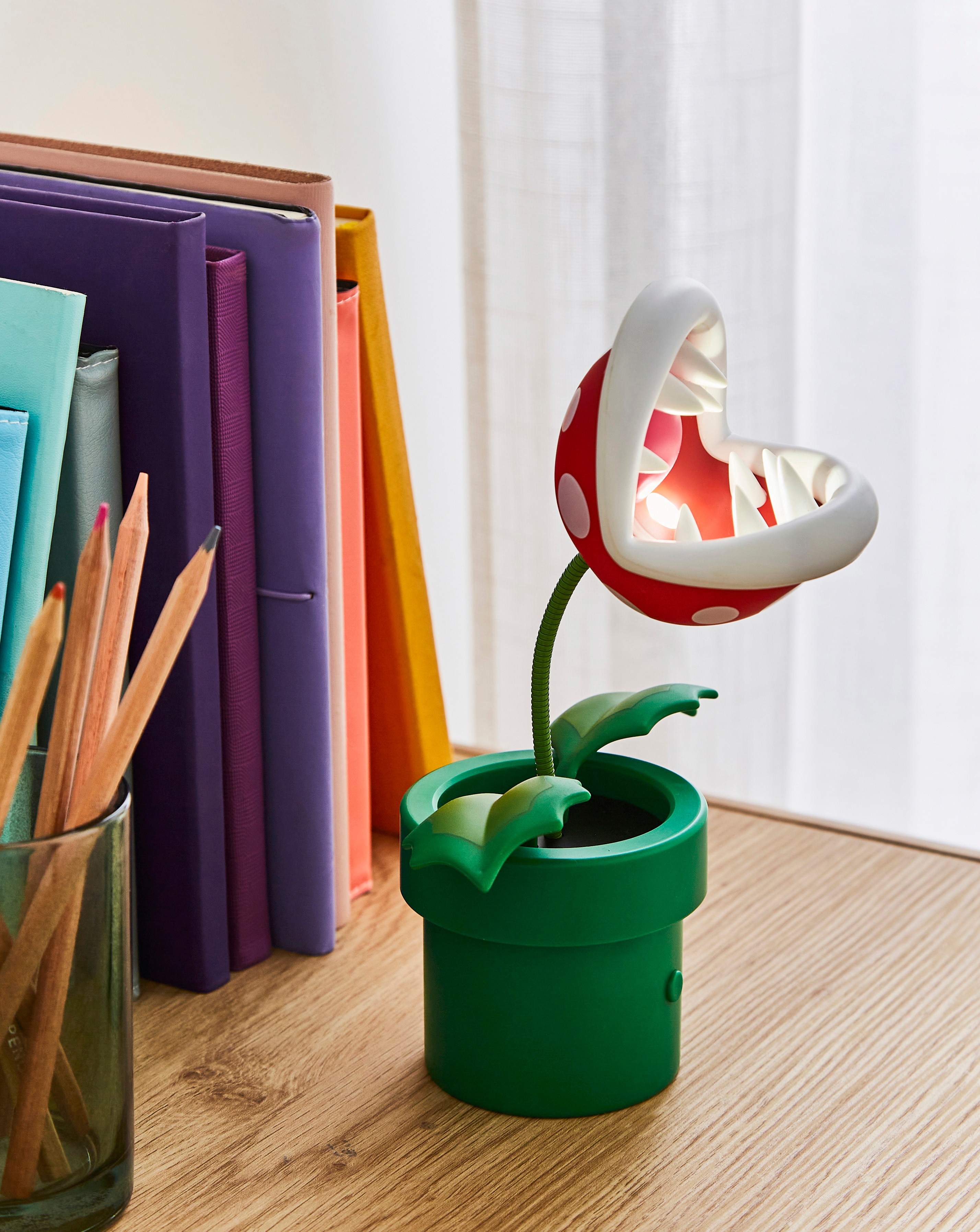 Mini Piranha Plant Posable Lamp