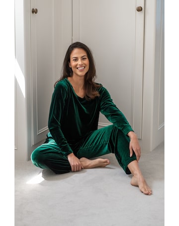 Pour Moi Velour Lounge Pyjama Set