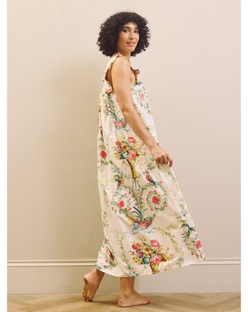 Neo Classical Bouquet Frill Nightdress