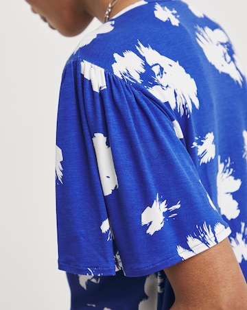 Floral Print Button Detail Top