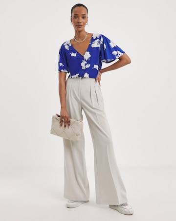 Floral Print Button Detail Top
