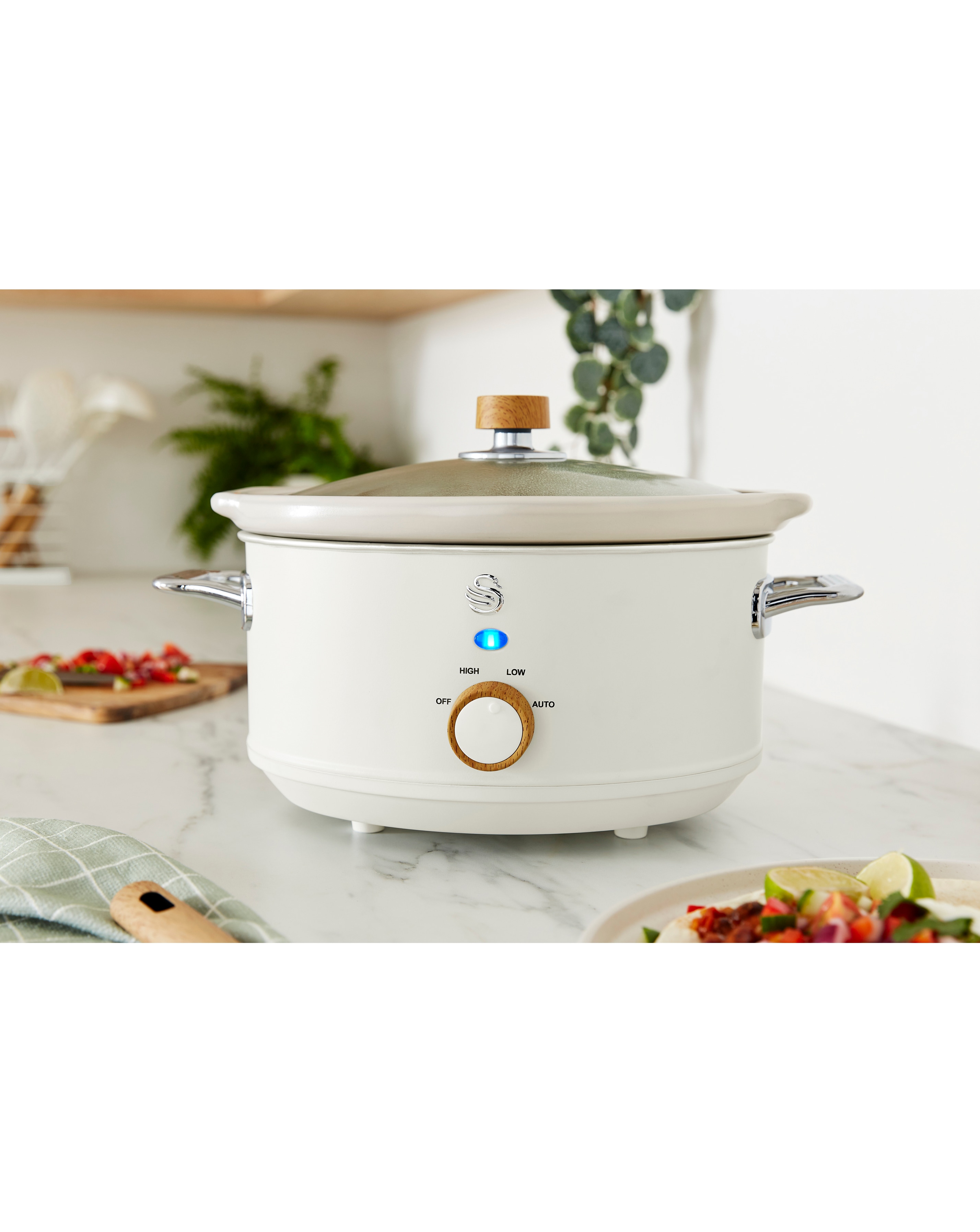Swan Nordic 3.5L Slow Cooker White