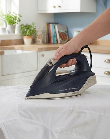 Beldray 2200W Safeglide Stream Iron
