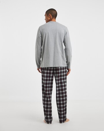 Chill Its Christmas Pyjama Set