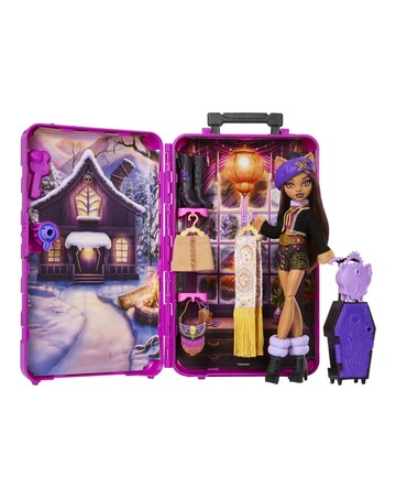 Monster High Skulltimate Eek-Scape Doll: Cupid