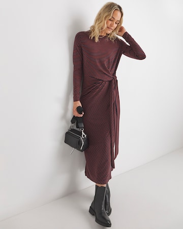 Long Sleeve Tie Waist Maxi Dress
