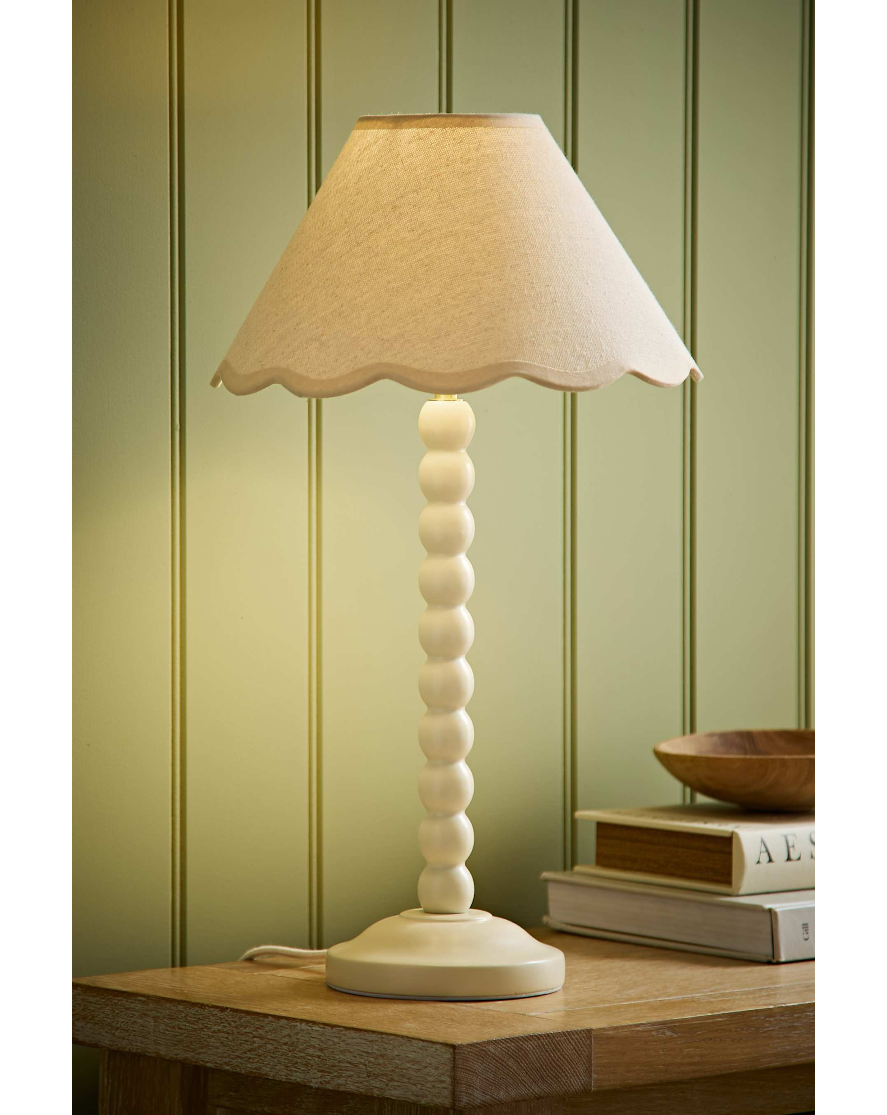 Bobble Table Lamp Scallop Shade