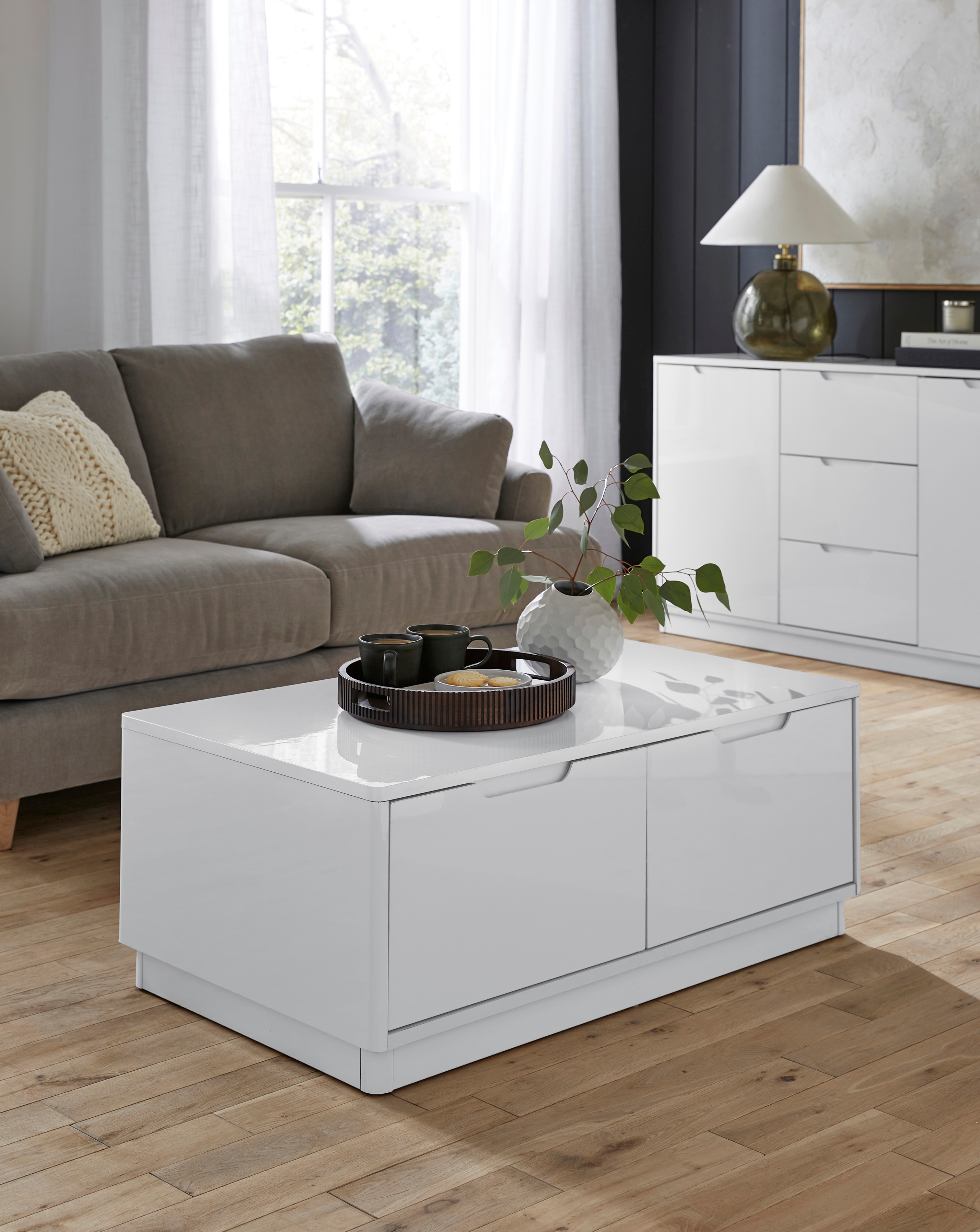 New In - Ellia Coffee Table