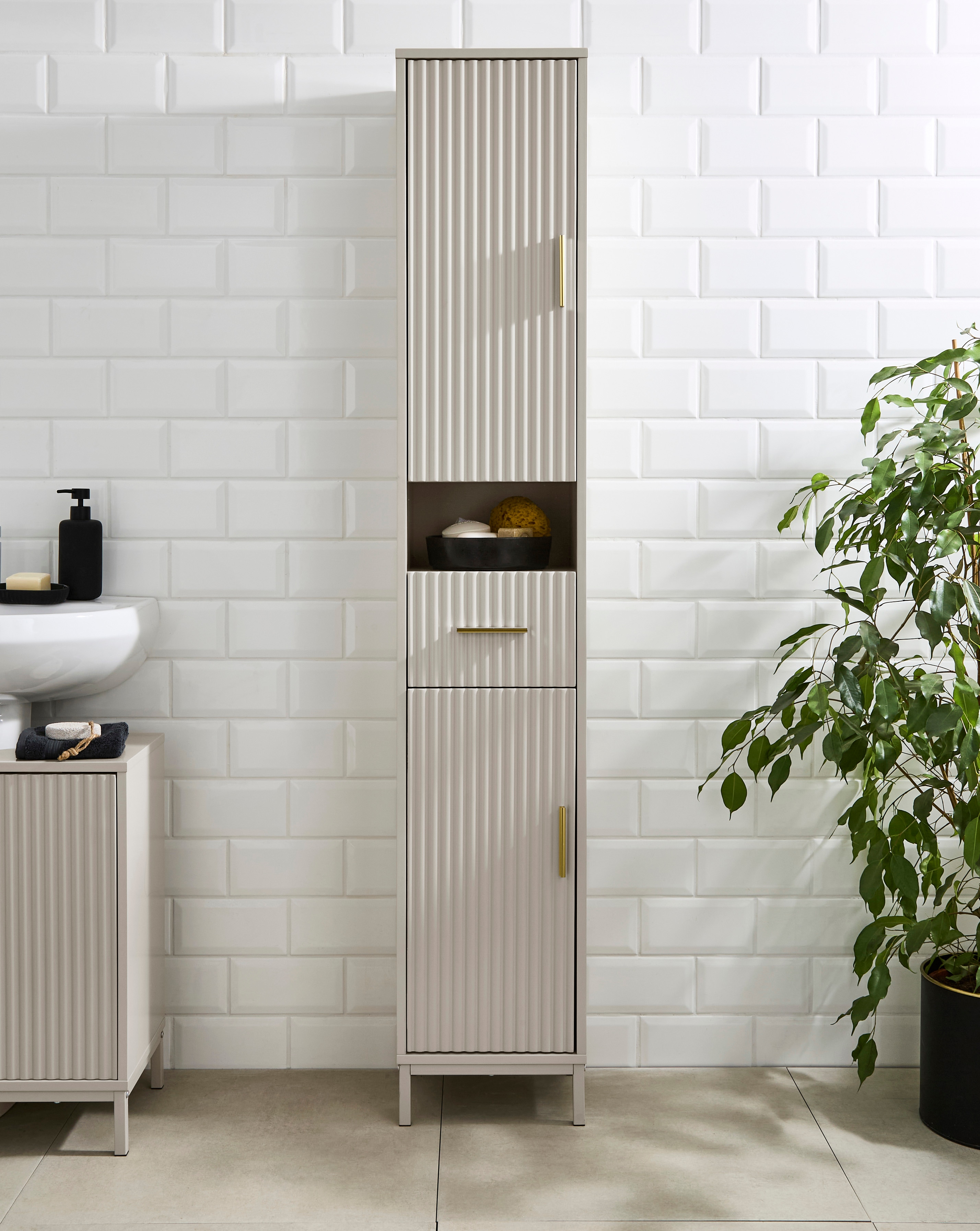 New In - Fareham Tallboy Unit