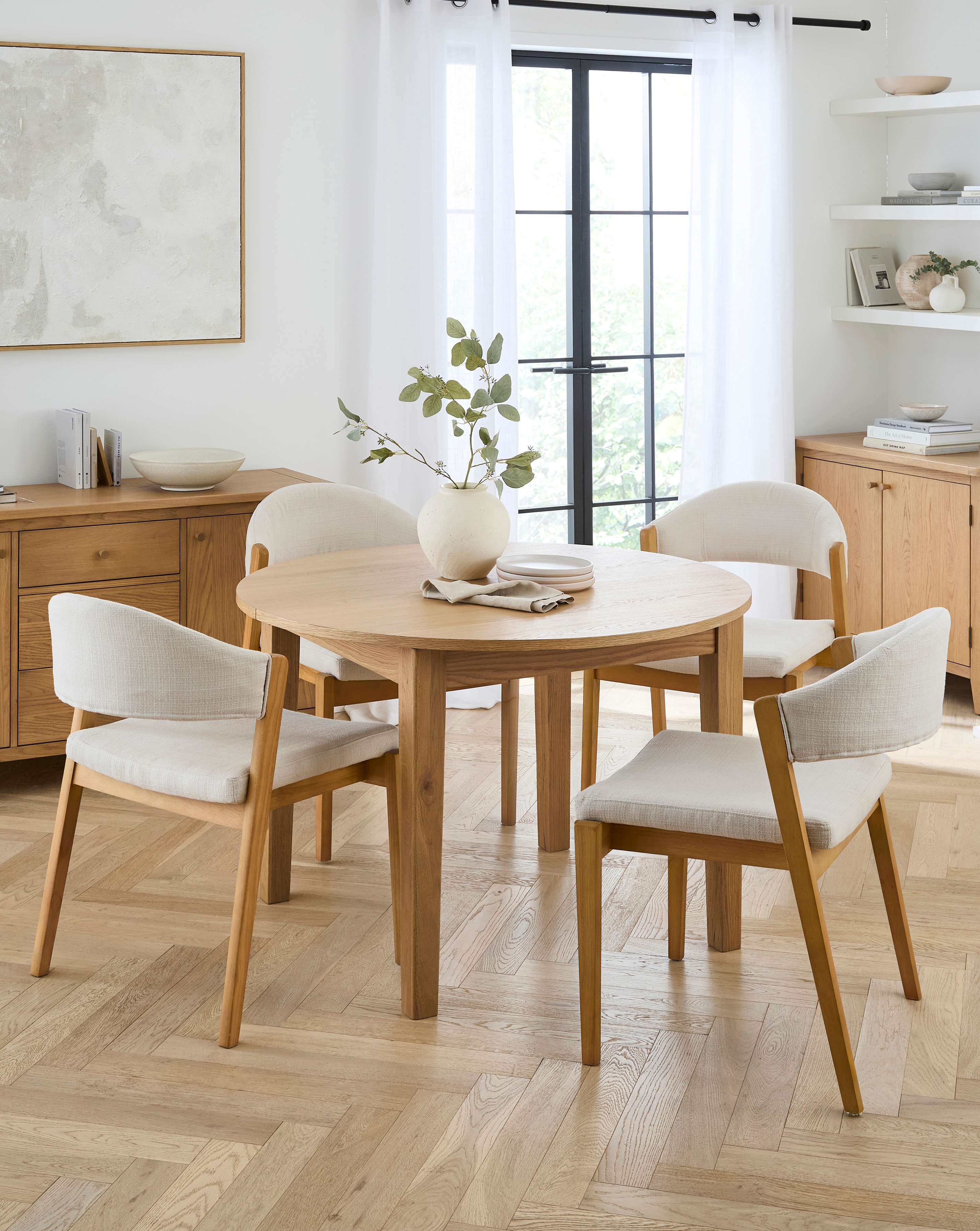 New In - Caitlin Wooden Table with 4 Elva Chairs