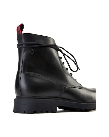 Base London Brunel 7 Eyelet Boot